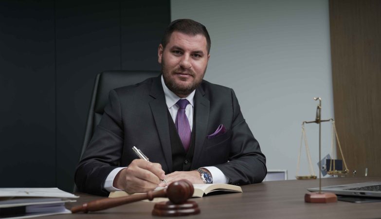 6 Essential Qualities Of Top Arbitration Lawyers